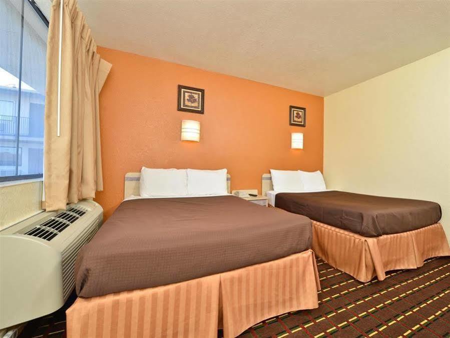 Days By Wyndham Hotel