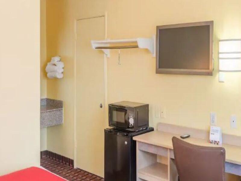Days By Wyndham Wichita Falls