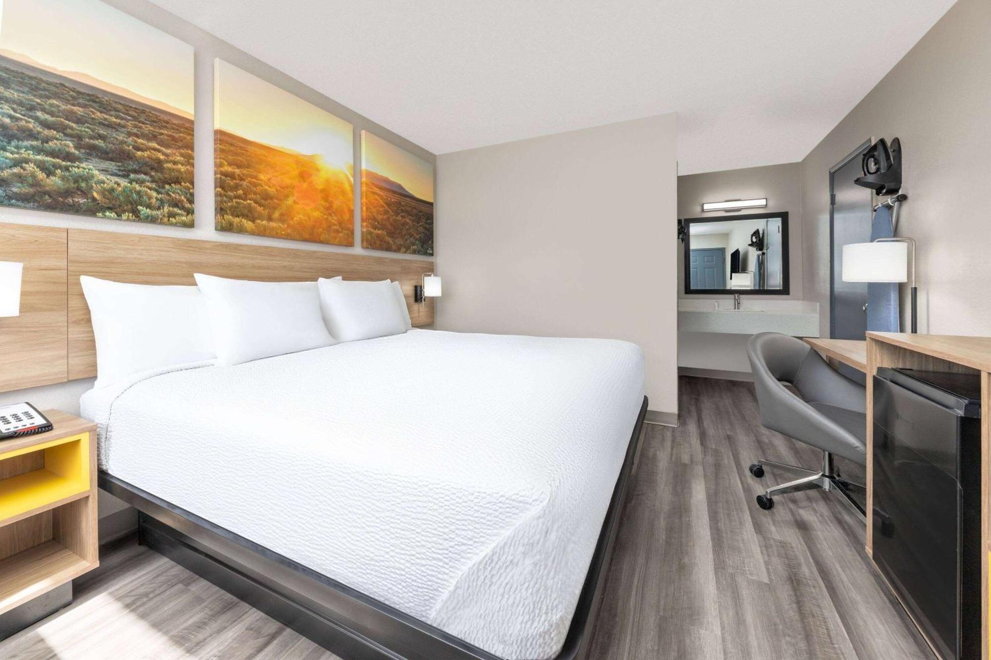 Days By Wyndham Wichita Falls